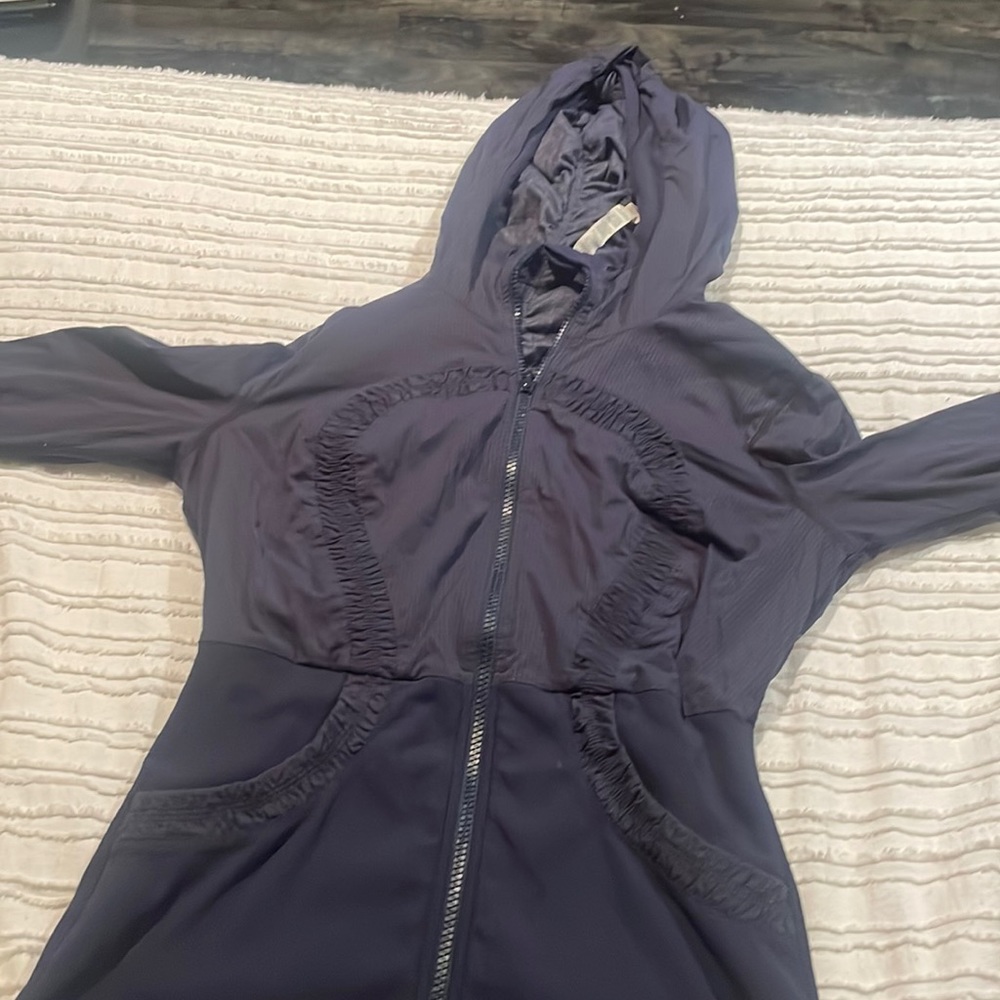 Navy blue lululemon lightweight reversible jacket
